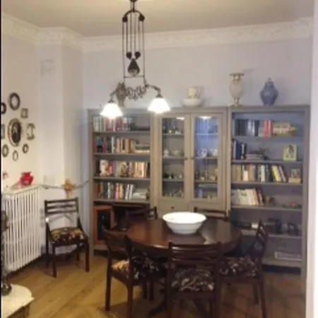 Cihangir Apartments *